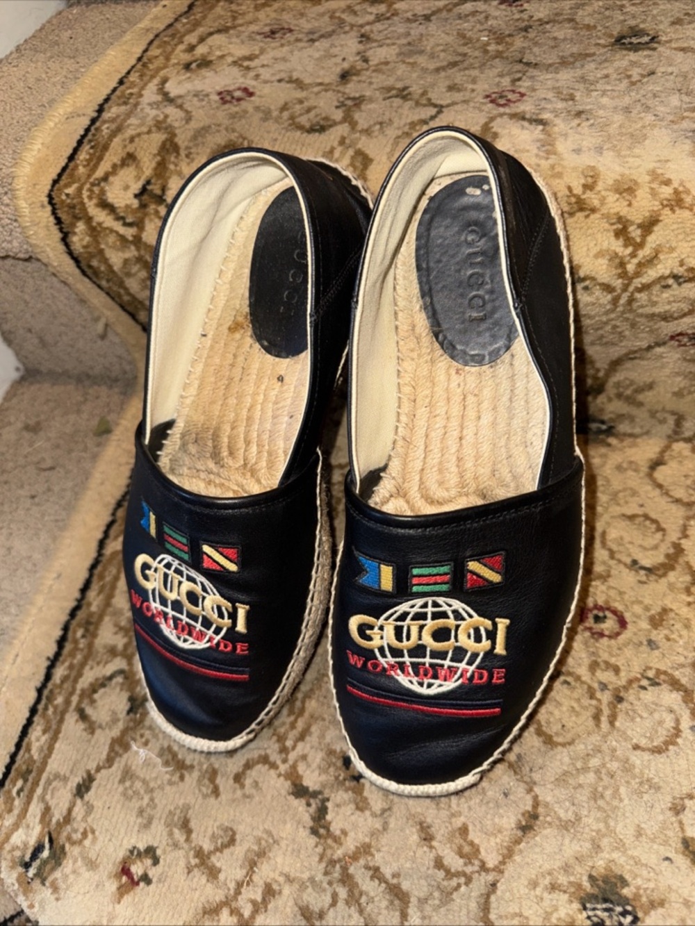 Gucci Navy Leather Worldwide Embroidered Espadrilles size 10US/8IT